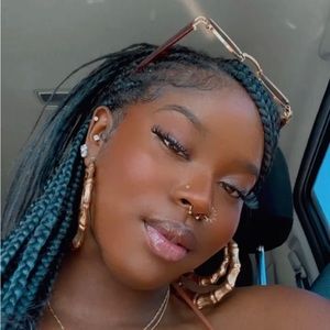 Meet your Posher, Jourdie